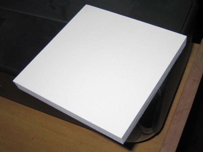 Tablero adhesivo blanco de base de la espuma, pintura acrílica material del PVC en tablero de la espuma